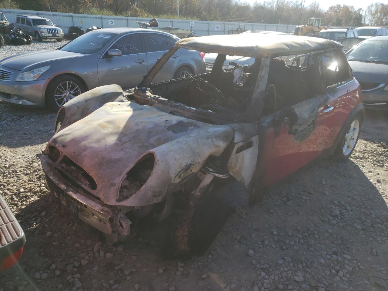 Photo 2 from auction – 2003 MINI COOPER with VIN WMWRC33473TE14653