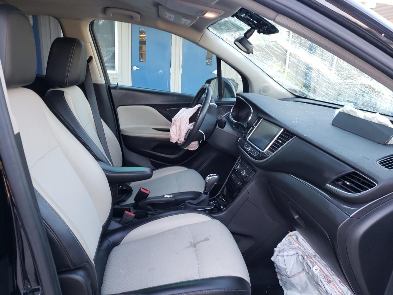 Photo 5 from auction – 2018 BUICK ENCORE PRE with VIN KL4CJASB3JB684220