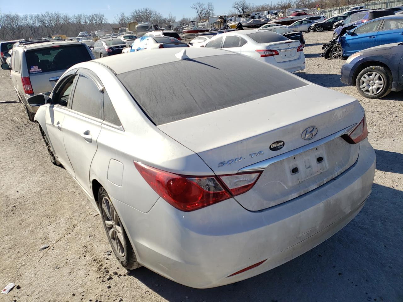 Photo 3 from auction – 2011 HYUNDAI SONATA GLS with VIN 5NPEB4AC4BH063351