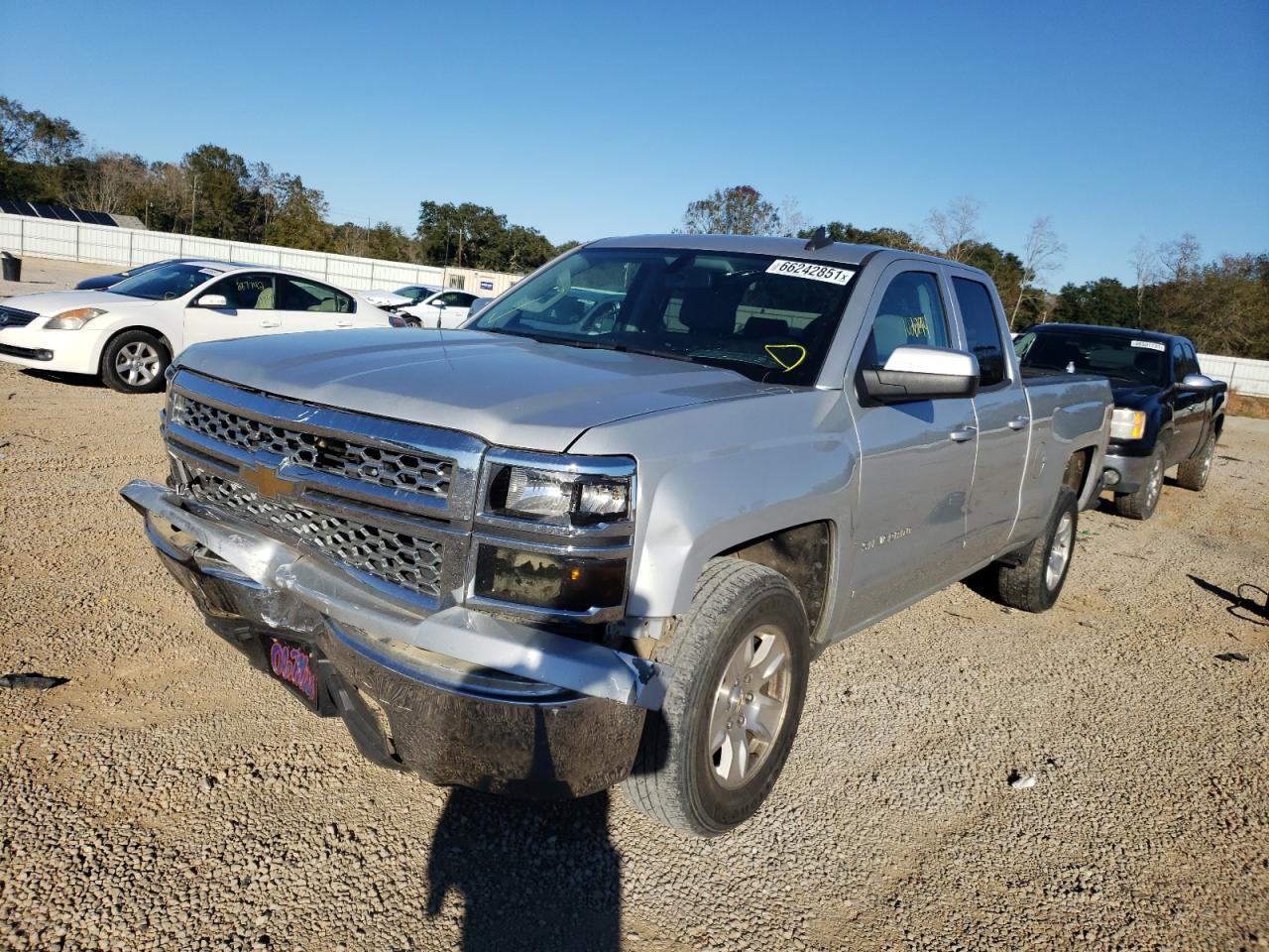 Photo 2 from auction – 2015 CHEVROLET SILVERADO with VIN 1GCRCREC4FZ386979