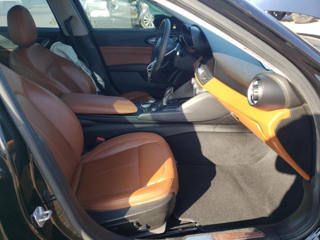 Photo 5 from auction – 2017 ALFA ROMEO GIULIA with VIN ZARFAEBN2H7546305