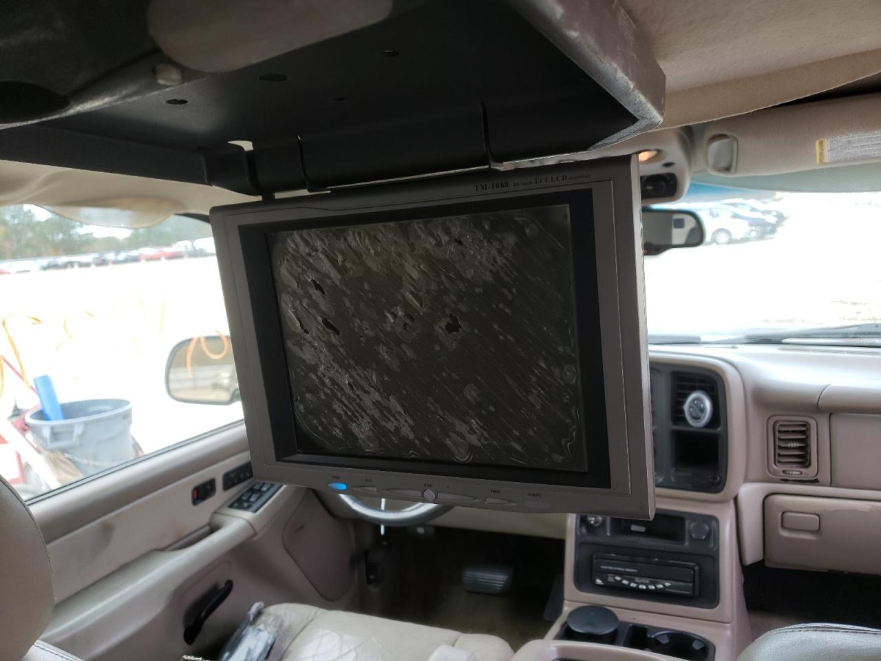 Photo 9 from auction – 2003 GMC YUKON with VIN 1GKEK13Z33R201413