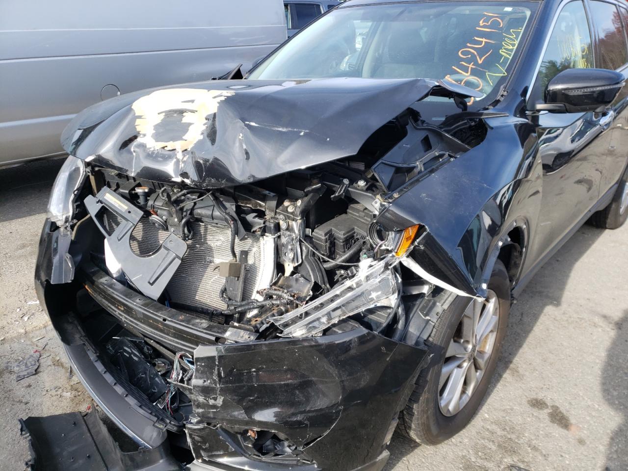 Photo 9 from auction – 2016 NISSAN ROGUE S with VIN 5N1AT2MV2GC855185