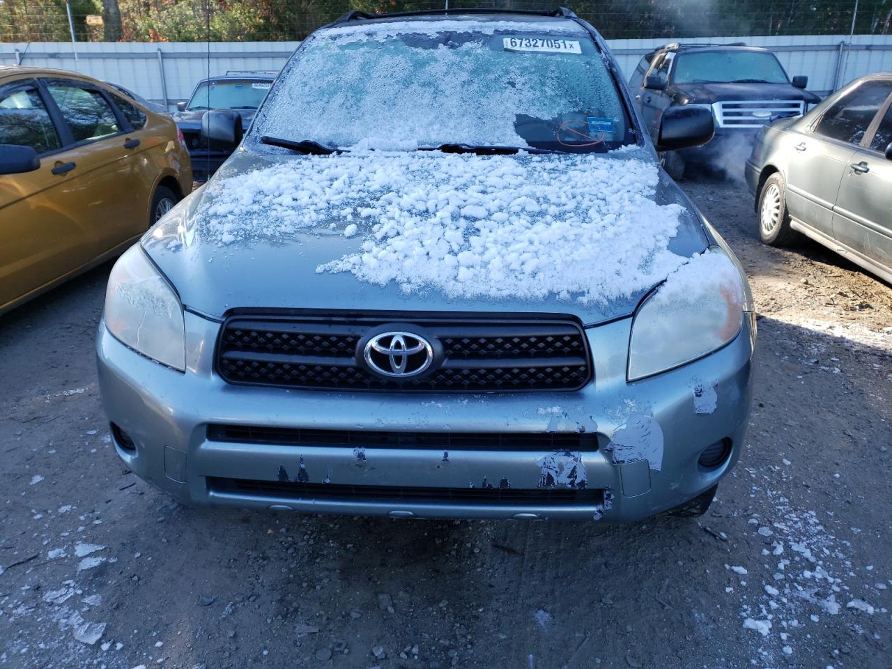 Photo 9 from auction – 2007 TOYOTA RAV4 with VIN JTMBD35V975073707