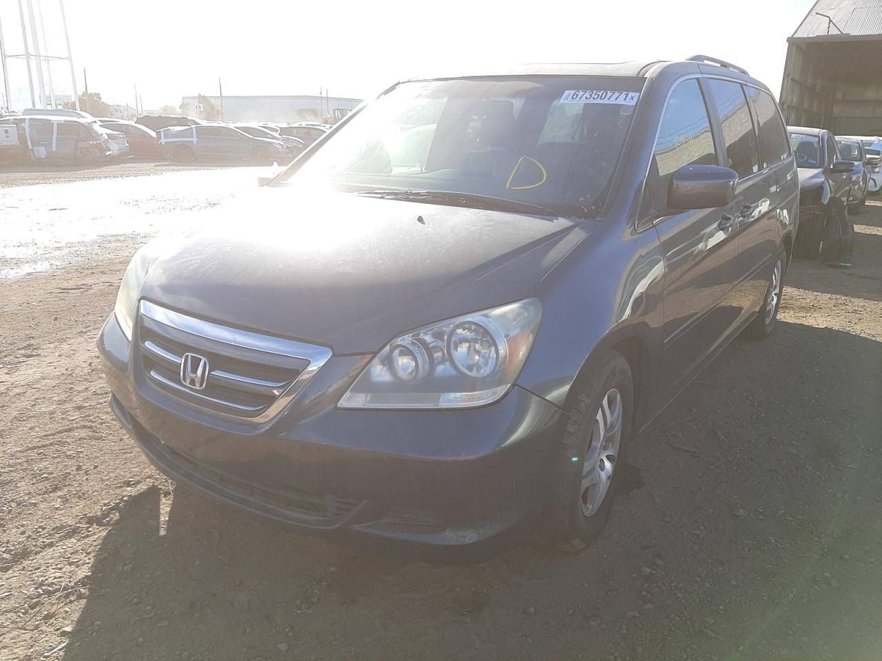 Photo 2 from auction – 2005 HONDA ODYSSEY EX with VIN 5FNRL387X5B052598