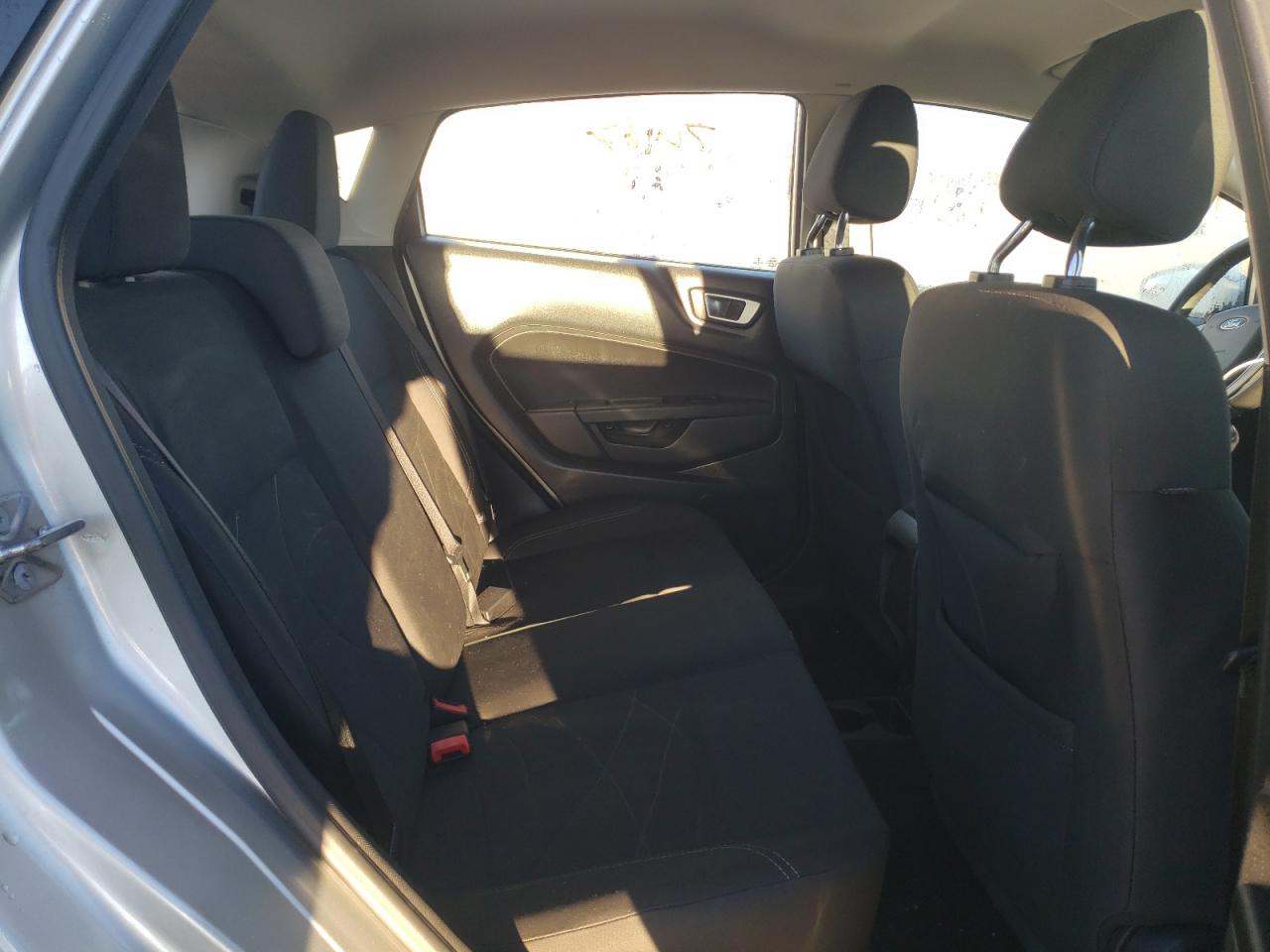 Photo 6 from auction – 2016 FORD FIESTA SE with VIN 3FADP4EJ5GM178456