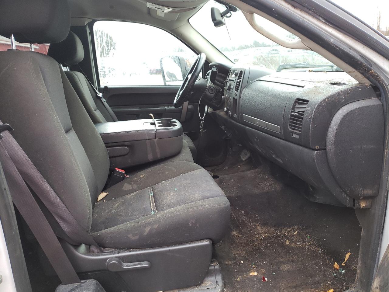 Photo 5 from auction – 2011 CHEVROLET SILVERADO with VIN 1GC2KXCG1BZ149469