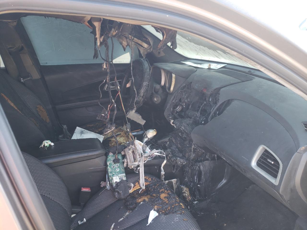 Photo 9 from auction – 2011 CHEVROLET EQUINOX LT with VIN 2CNALDEC1B6451496