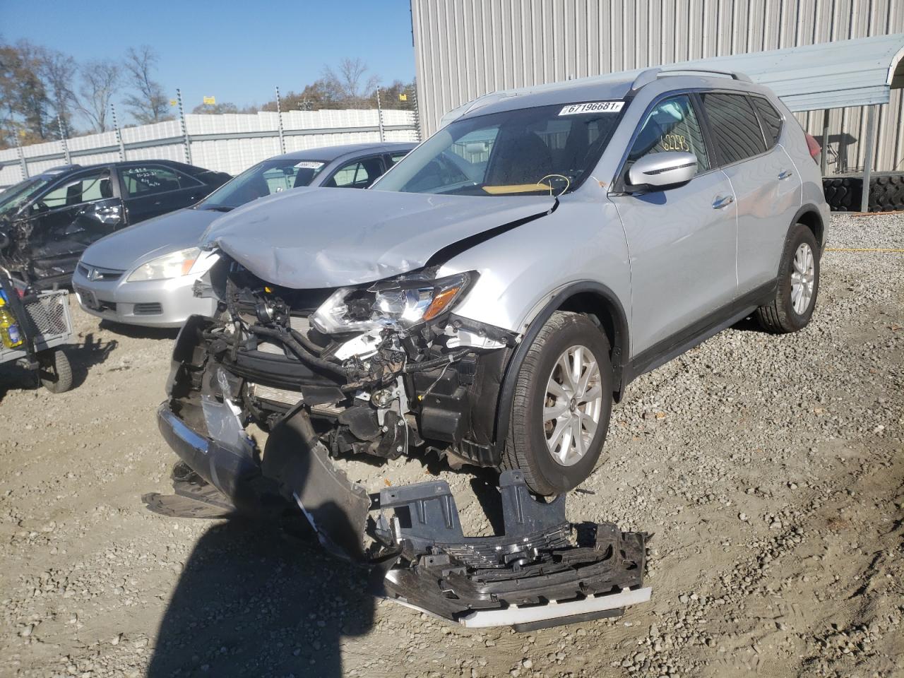Photo 2 from auction – 2017 NISSAN ROGUE S with VIN JN8AT2MT3HW382839