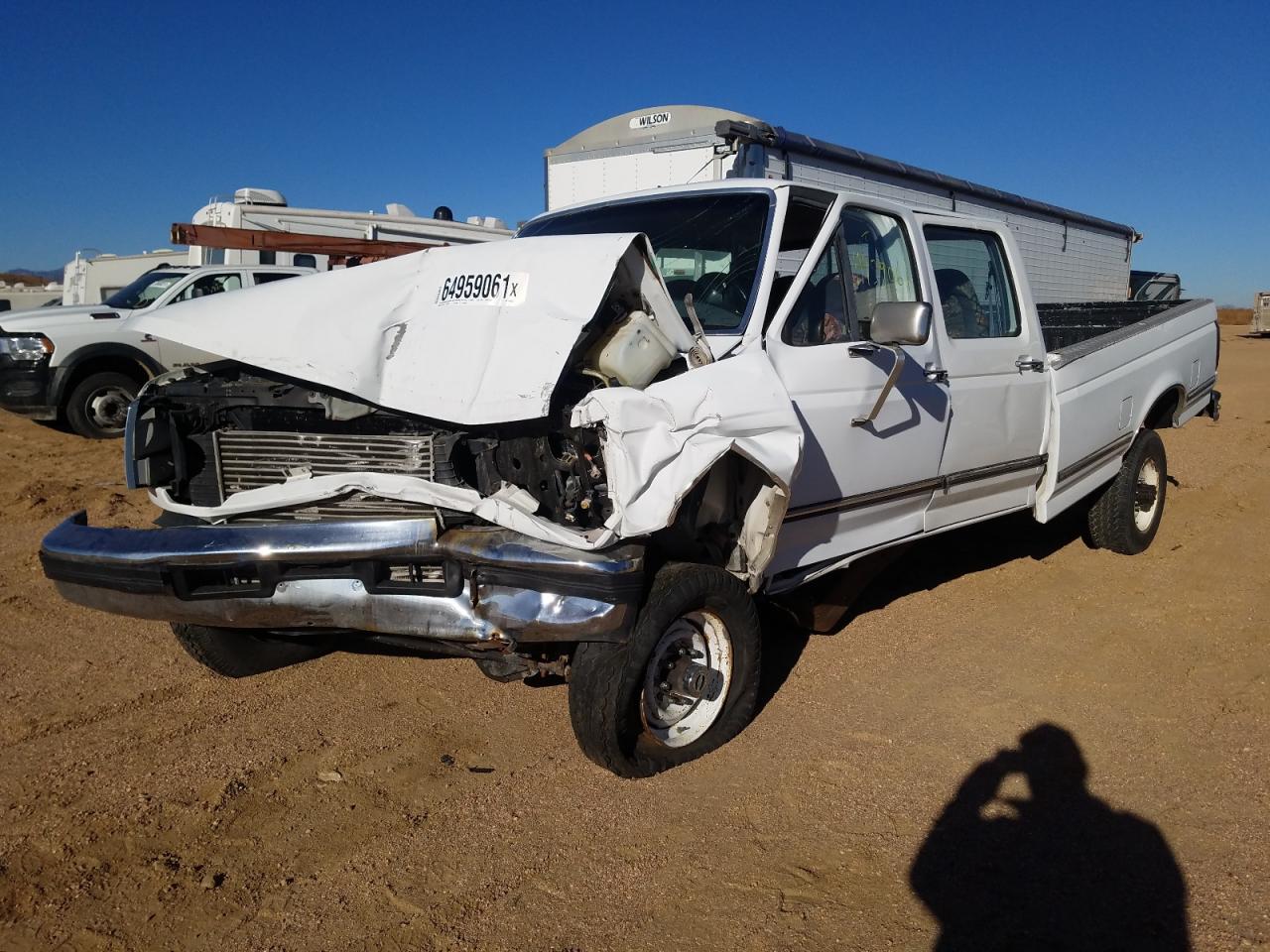 Photo 2 from auction – 1994 FORD F350 with VIN 2FTJW36M6RCA01870