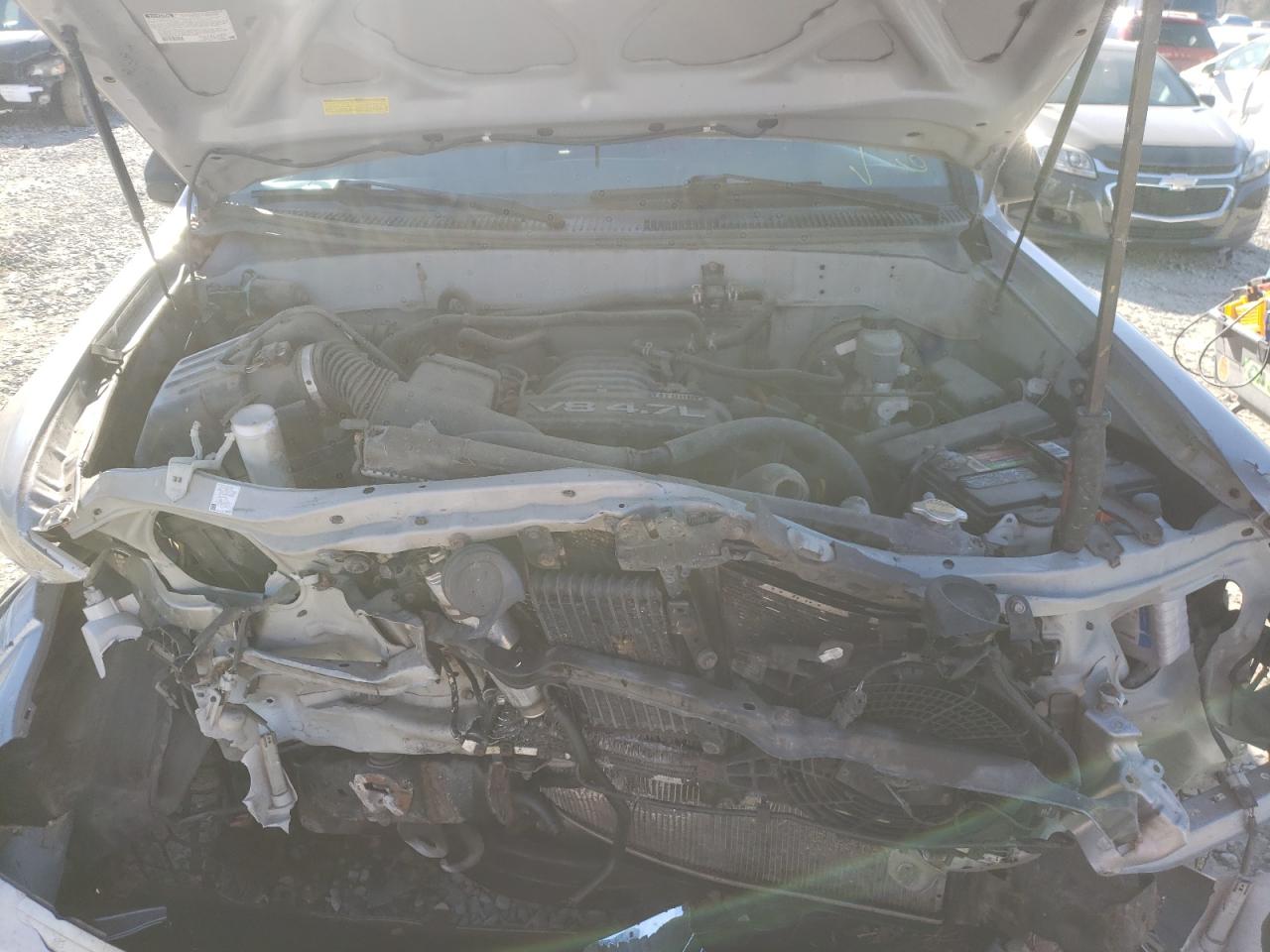 Photo 7 from auction – 2005 TOYOTA SEQUOIA SR with VIN 5TDBT44A05S237635