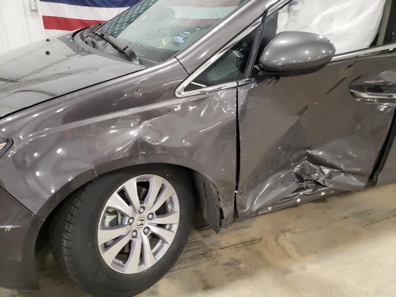 Photo 9 from auction – 2016 HONDA ODYSSEY EX with VIN 5FNRL5H69GB076381