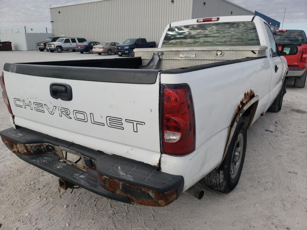 Photo 4 from auction – 2003 CHEVROLET SILVERADO with VIN 1GCEC14V73Z176102