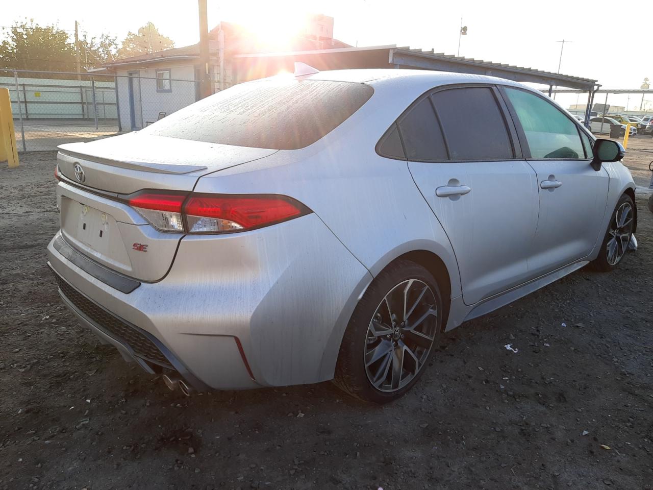 Photo 4 from auction – 2021 TOYOTA COROLLA SE with VIN 5YFS4MCE1MP088399