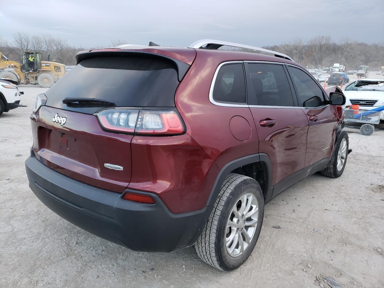 Photo 4 from auction – 2019 JEEP CHEROKEE L with VIN 1C4PJLCB5KD175897