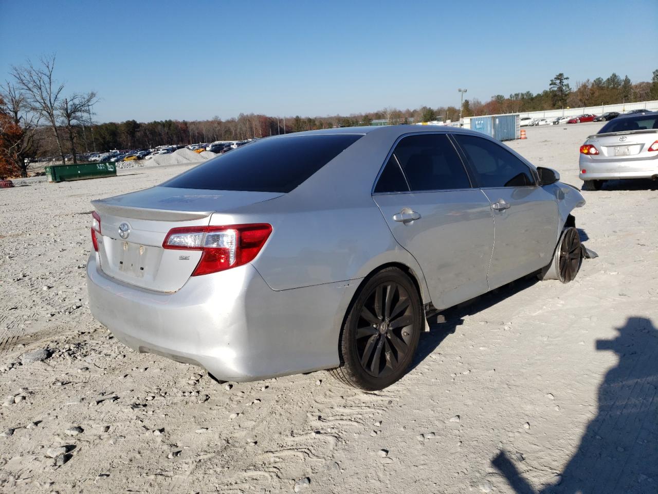 Photo 4 from auction – 2014 TOYOTA CAMRY L with VIN 4T1BF1FK8EU827794