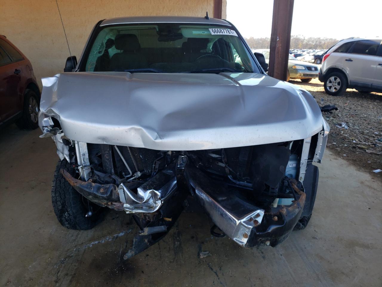 Photo 7 from auction – 2010 CHEVROLET SILVERADO with VIN 1GCSKSE06AZ210901