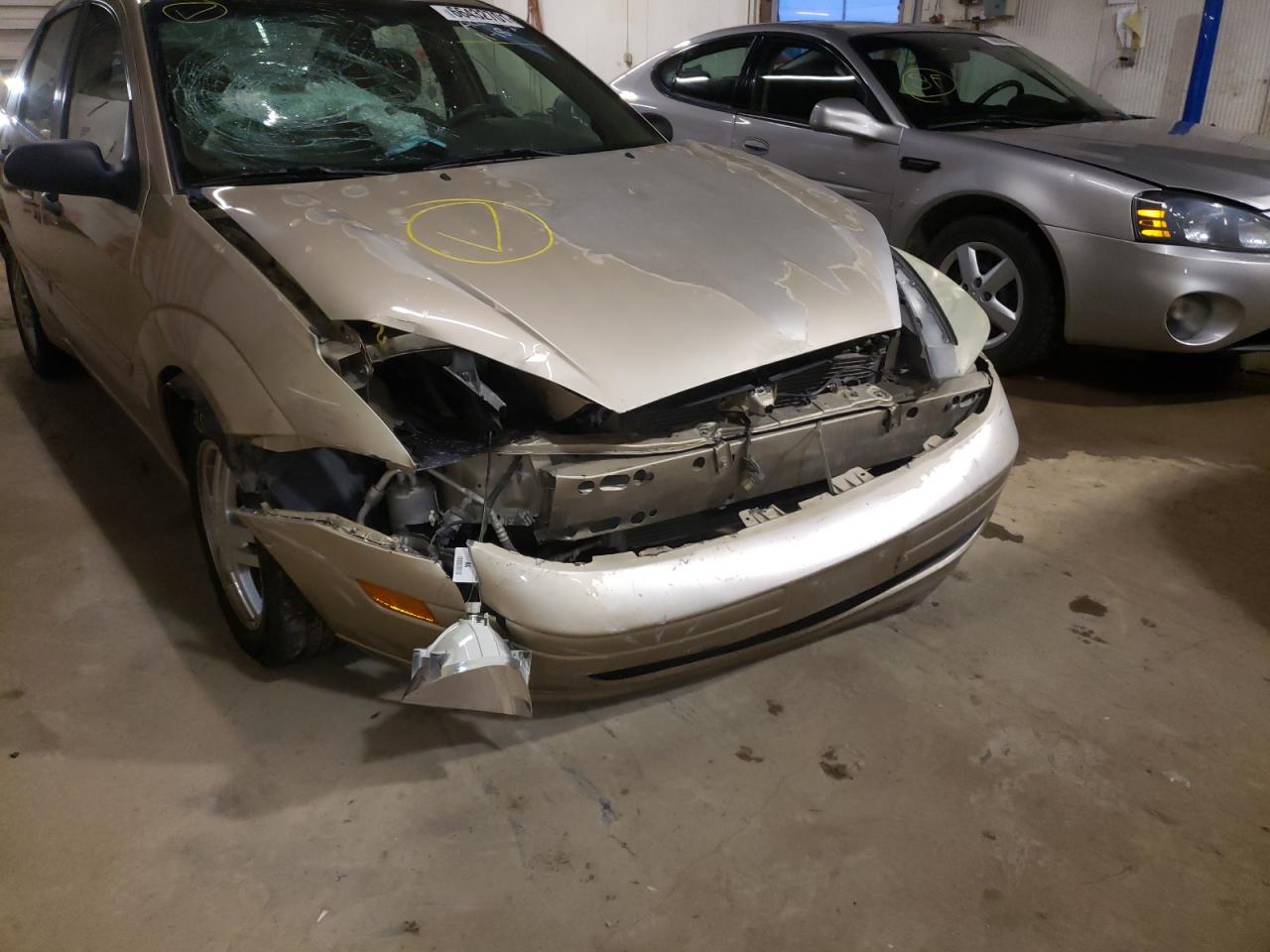 Photo 9 from auction – 2001 FORD FOCUS SE with VIN 1FAFP34P81W372088