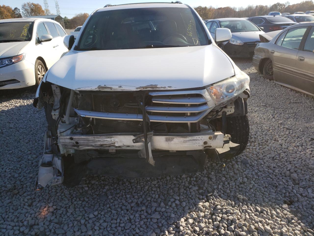 Photo 9 from auction – 2013 TOYOTA HIGHLANDER with VIN 5TDZK3EH5DS090105