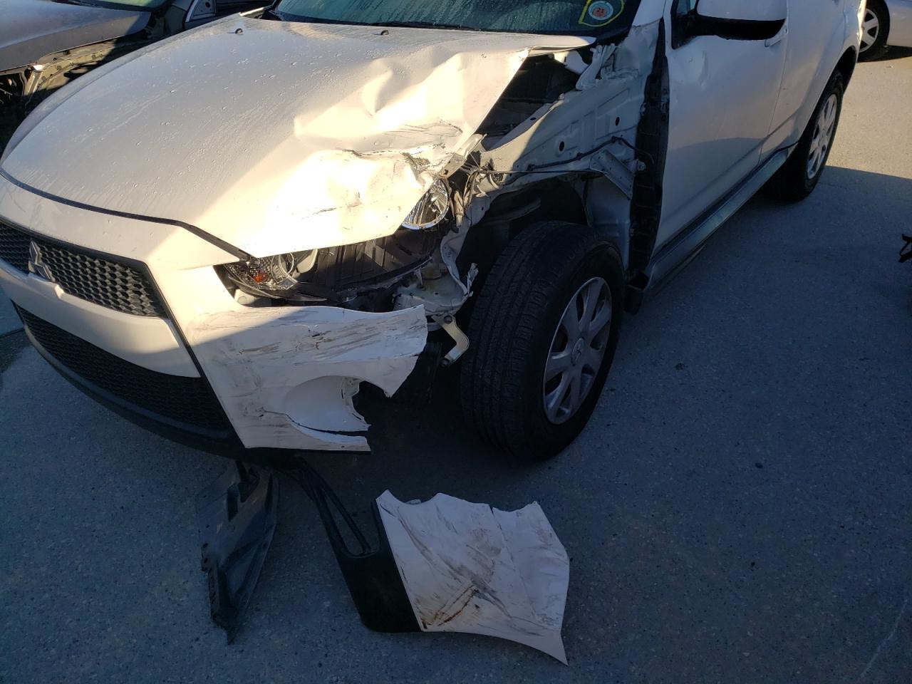 Photo 9 from auction – 2012 MITSUBISHI OUTLANDER with VIN JA4AS2AW5CU027957
