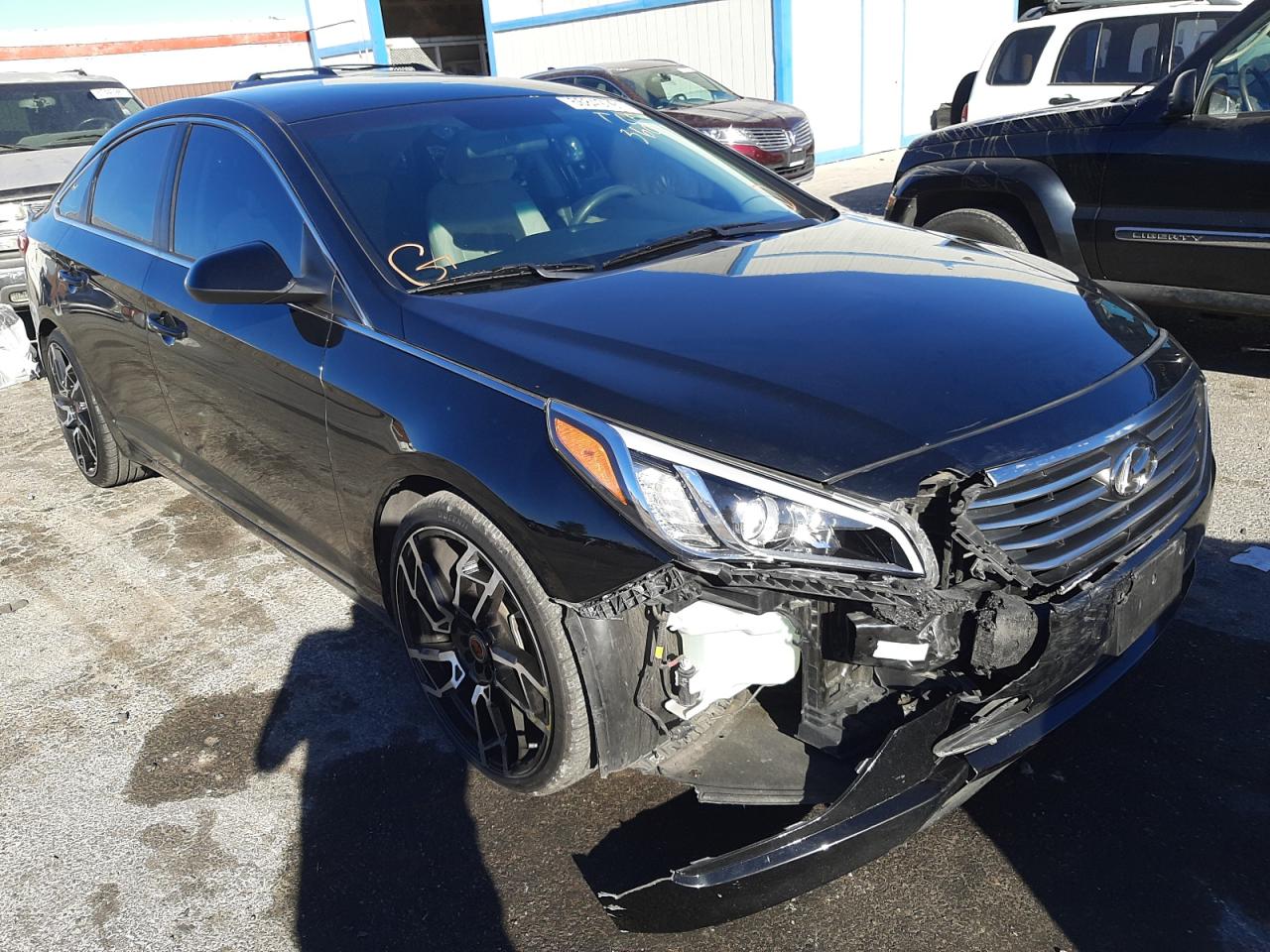 HYUNDAI SONATA SE 2017 with VIN 5NPE24AF7HH583479 - Photo from auction