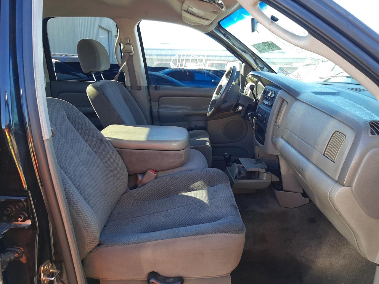 Photo 5 from auction – 2005 DODGE RAM 2500 S with VIN 3D7KS28C15G760704