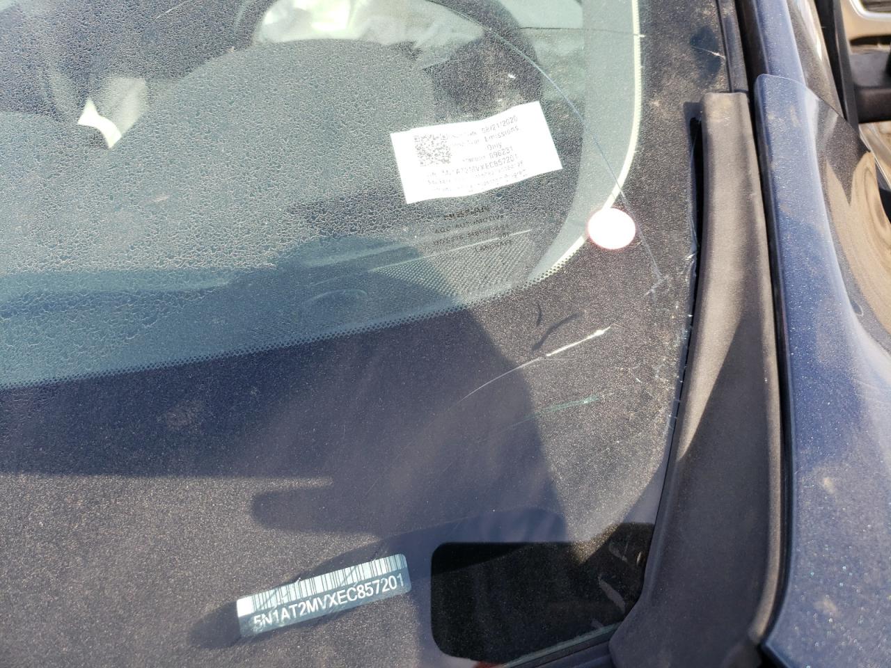 Photo 10 from auction – 2014 NISSAN ROGUE S with VIN 5N1AT2MVXEC857201