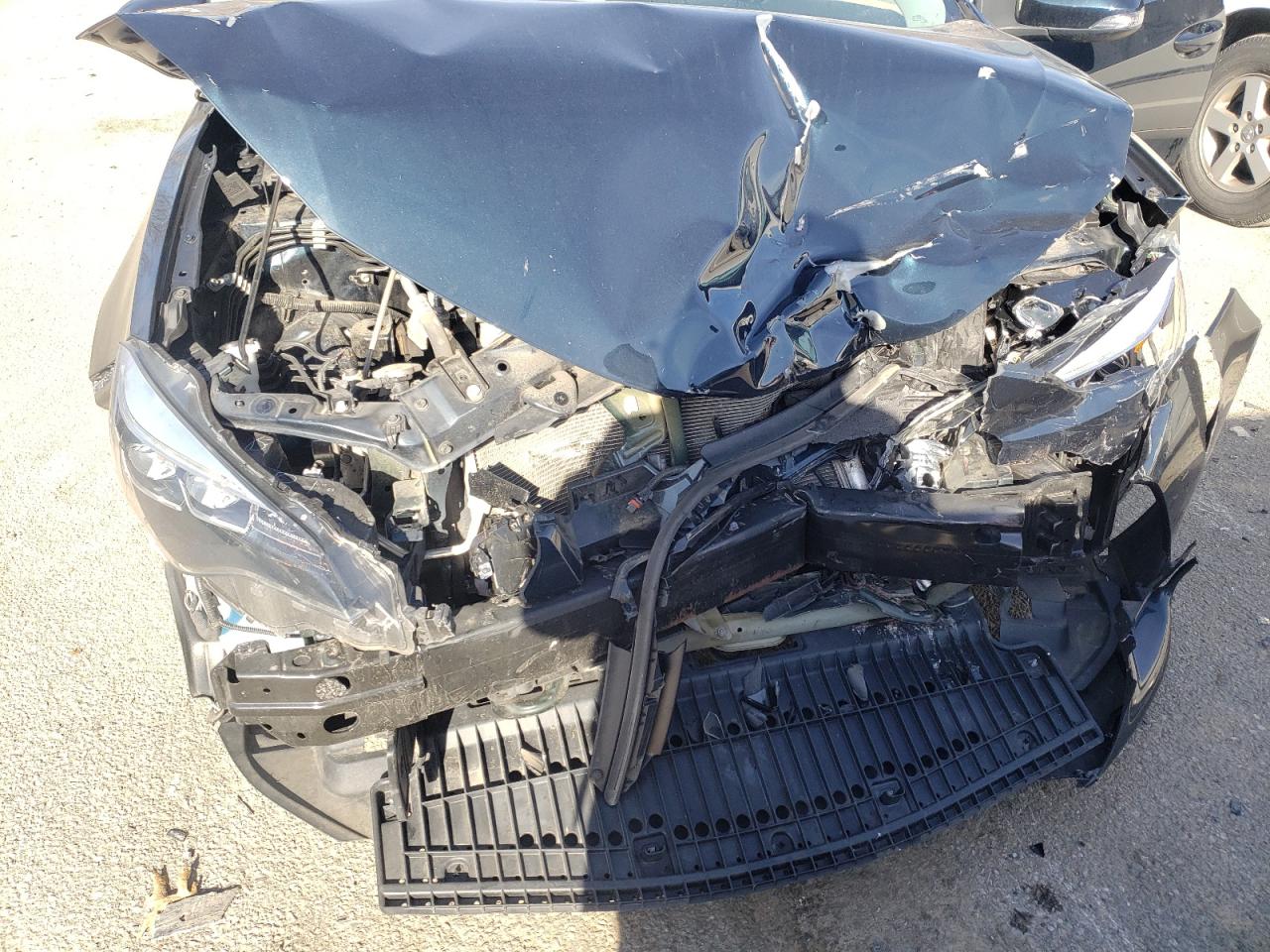 Photo 7 from auction – 2018 TOYOTA COROLLA L with VIN 2T1BURHE3JC050206