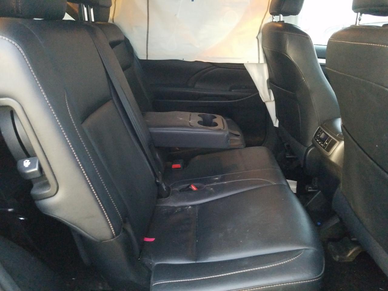 Photo 6 from auction – 2018 TOYOTA HIGHLANDER with VIN 5TDJZRFH2JS532912