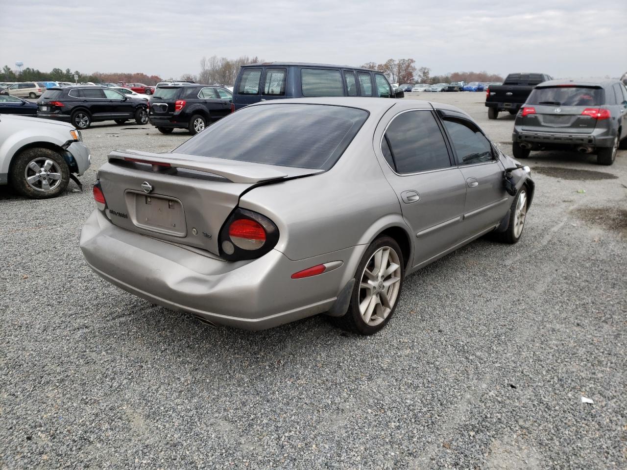 Photo 4 from auction – 2000 NISSAN MAXIMA GLE with VIN JN1CA31D5YT511391