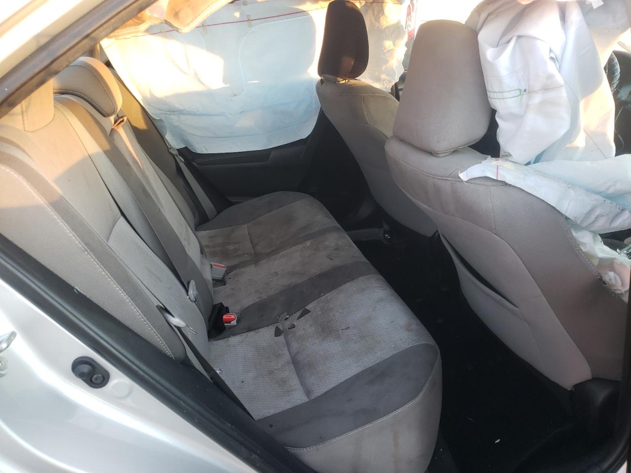 Photo 6 from auction – 2018 TOYOTA COROLLA L with VIN 5YFBURHE1JP849949