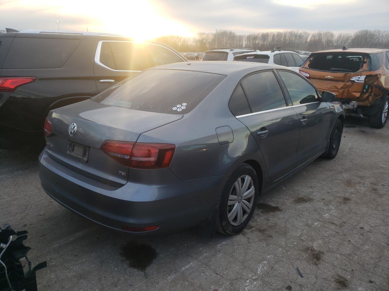 Photo 4 from auction – 2017 VOLKSWAGEN JETTA S with VIN 3VW2B7AJ9HM413012