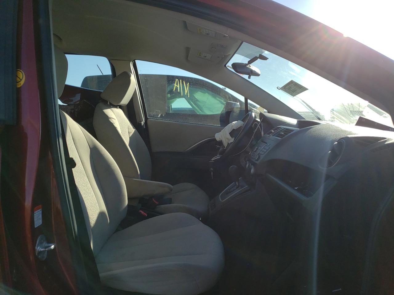 Photo 5 from auction – 2012 MAZDA 5 with VIN JM1CW2BL4C0120306