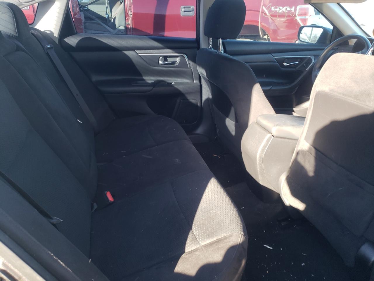 Photo 6 from auction – 2015 NISSAN ALTIMA 2.5 with VIN 1N4AL3AP8FC420000