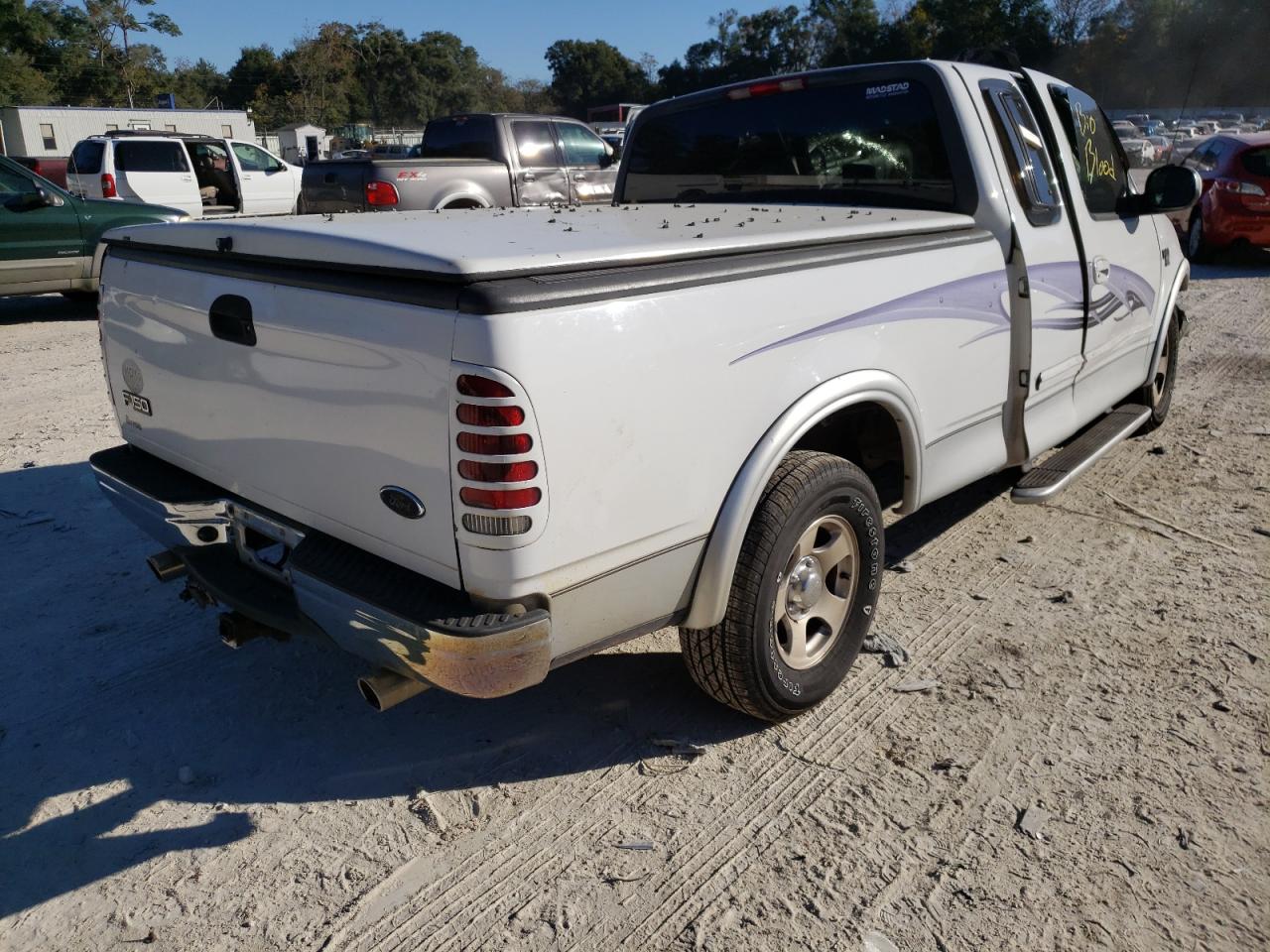 Photo 4 from auction – 2002 FORD F150 with VIN 2FTRX17L12CA11335