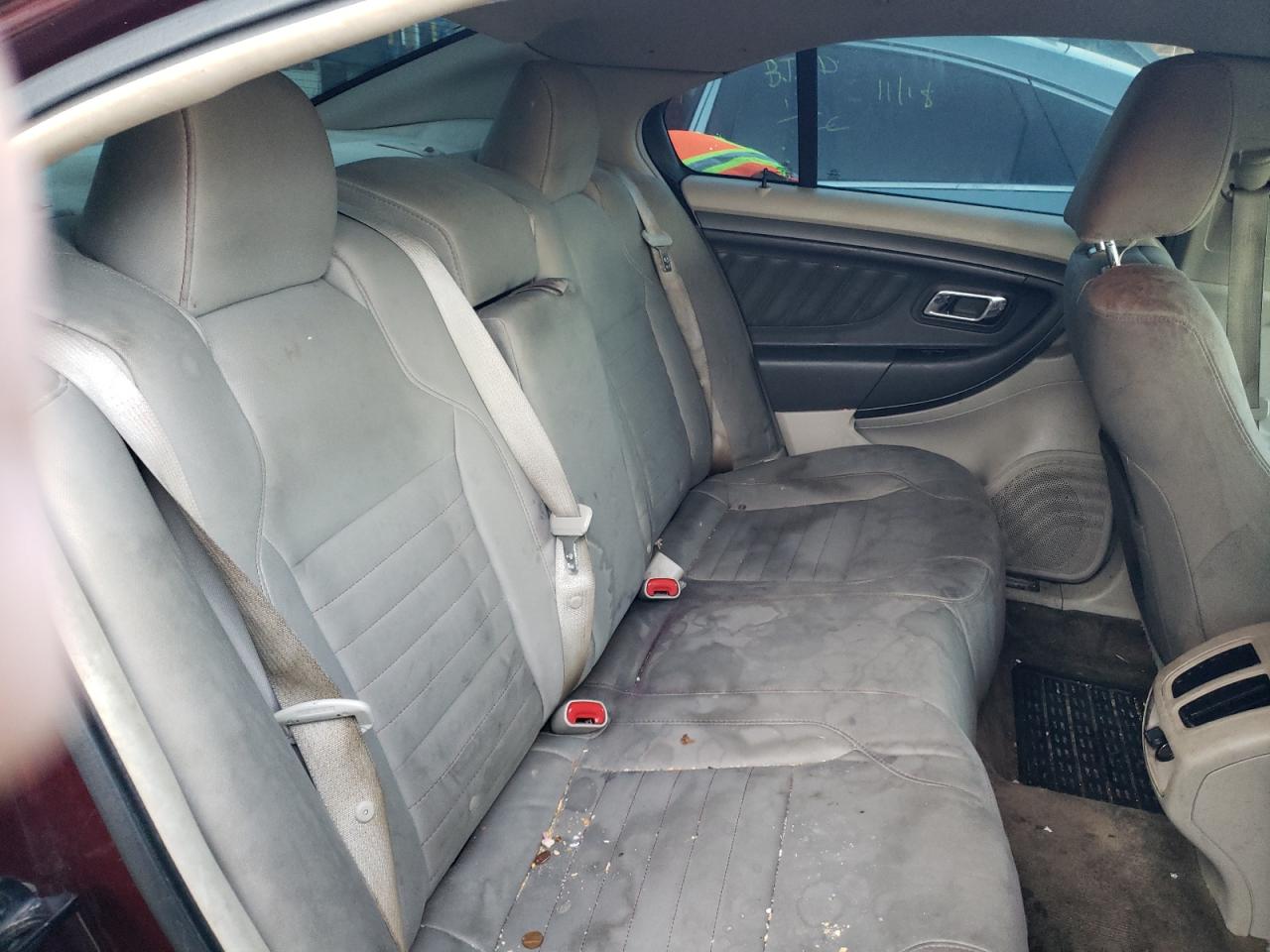 Photo 6 from auction – 2011 FORD TAURUS SE with VIN 1FAHP2DW0BG154541