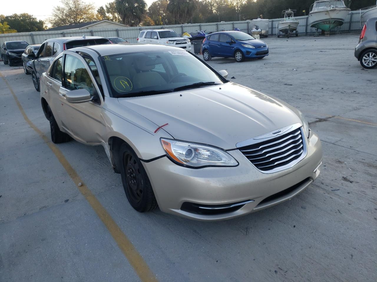 Foto 1 de la subasta – 2014 CHRYSLER 200 LX con VIN 1C3CCBAB9EN209722