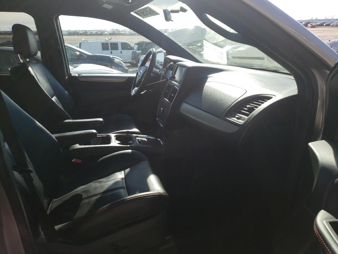 Photo 5 from auction – 2014 DODGE GRAND CARA with VIN 2C4RDGEG5ER385627