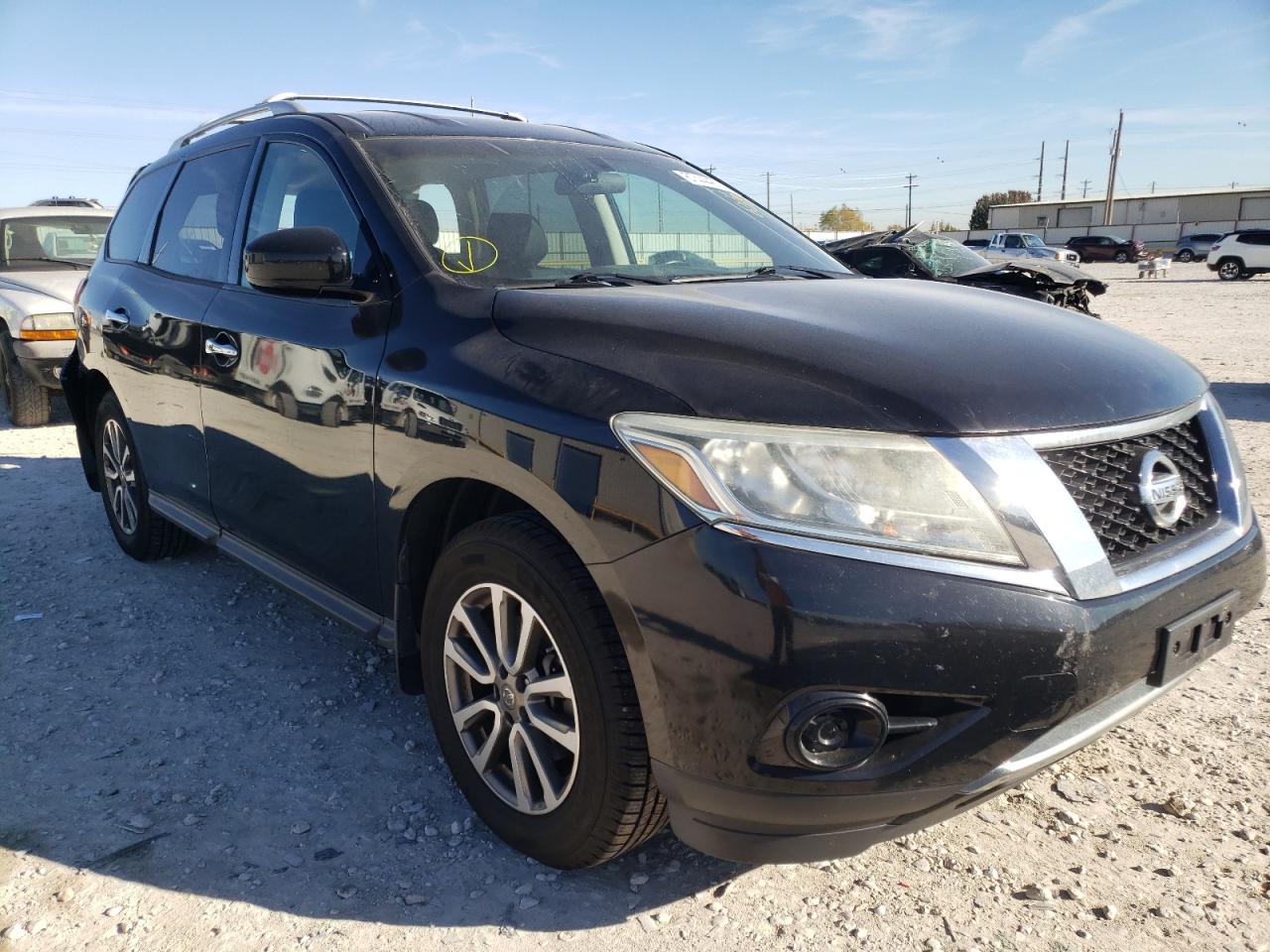 NISSAN PATHFINDER 2013 with VIN 5N1AR2MM8DC628858 - Photo from auction