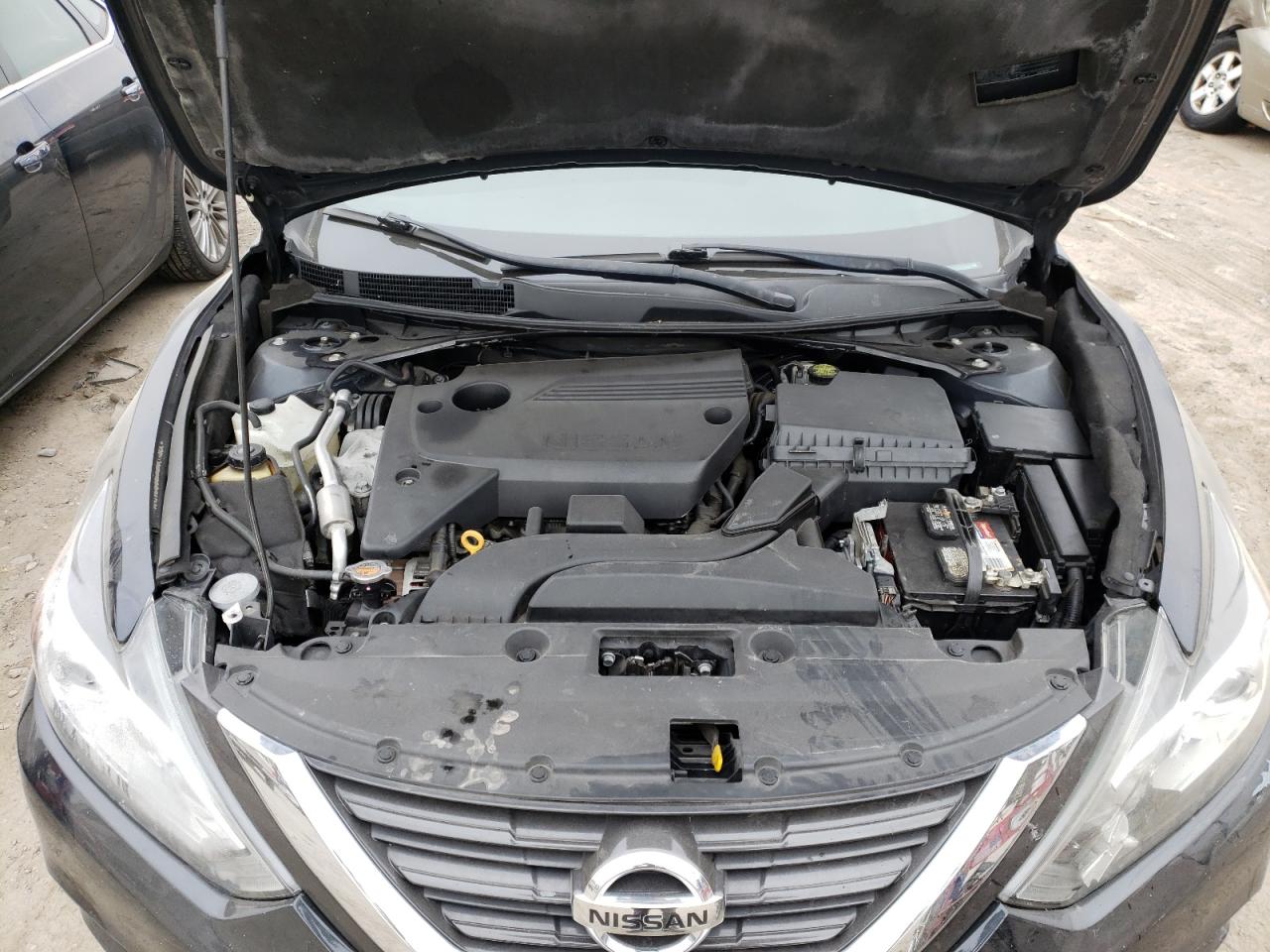 Photo 7 from auction – 2016 NISSAN ALTIMA 2.5 with VIN 1N4AL3AP4GC240949