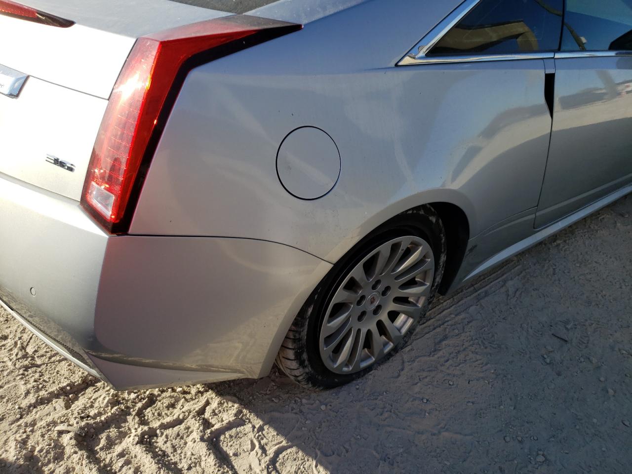 Photo 9 from auction – 2012 CADILLAC CTS with VIN 1G6DA1E38C0116223