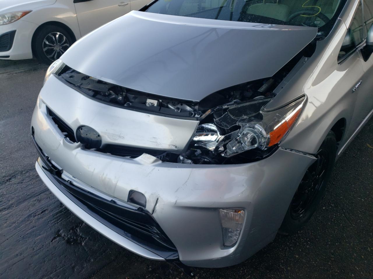 Photo 9 from auction – 2015 TOYOTA PRIUS with VIN JTDKN3DU8F2001323