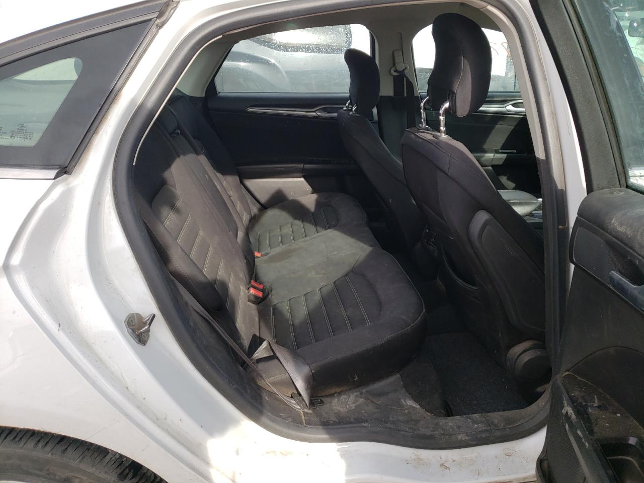 Photo 6 from auction – 2013 FORD FUSION SE with VIN 3FA6P0H7XDR364798