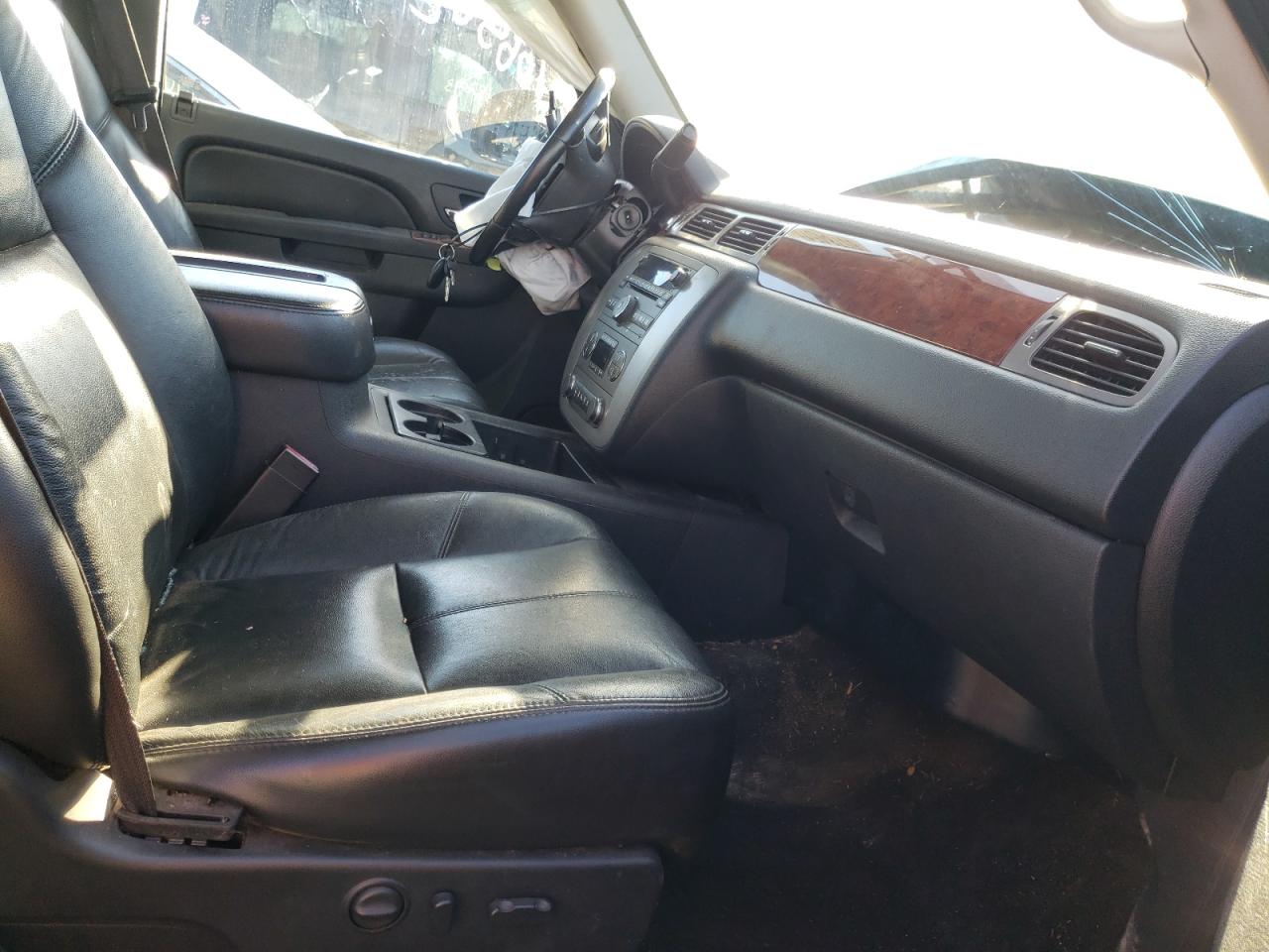 Photo 5 from auction – 2011 GMC SIERRA C15 with VIN 1GTR1WE0XBZ383766