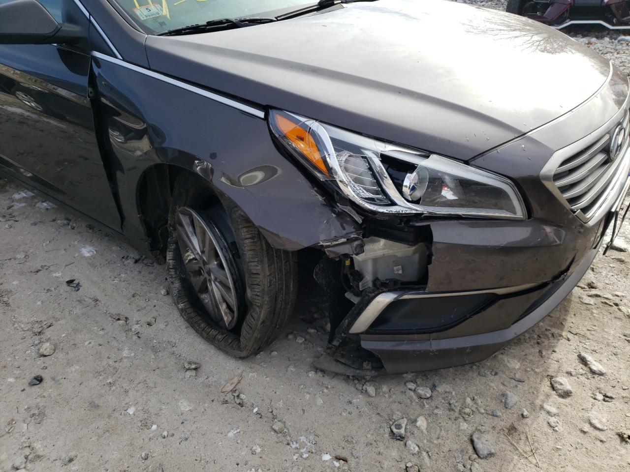 Photo 9 from auction – 2016 HYUNDAI SONATA SE with VIN 5NPE24AF8GH383497