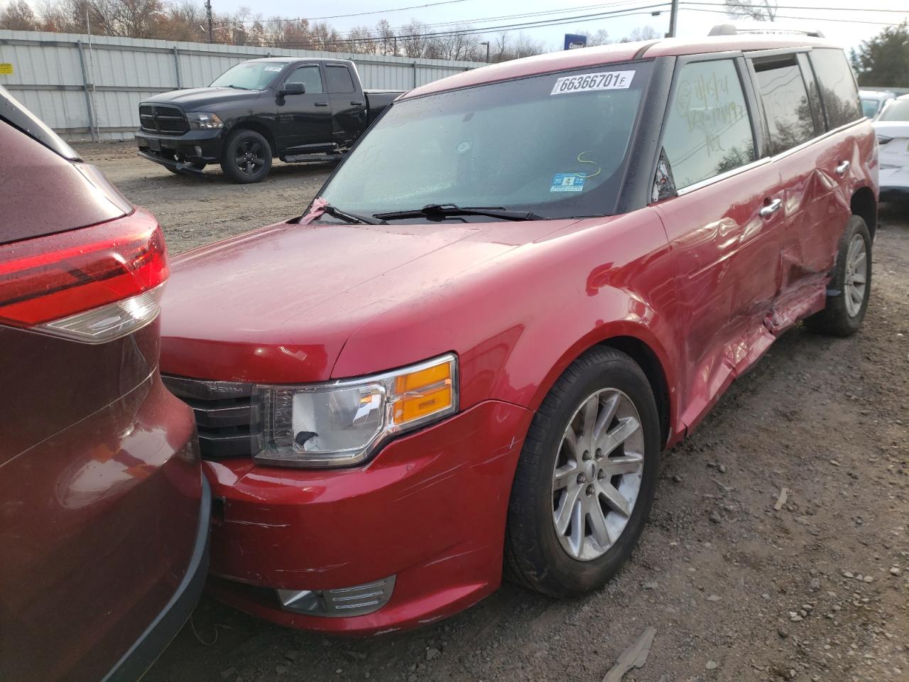 Photo 2 from auction – 2010 FORD FLEX SEL with VIN 2FMGK5CC9ABA91325