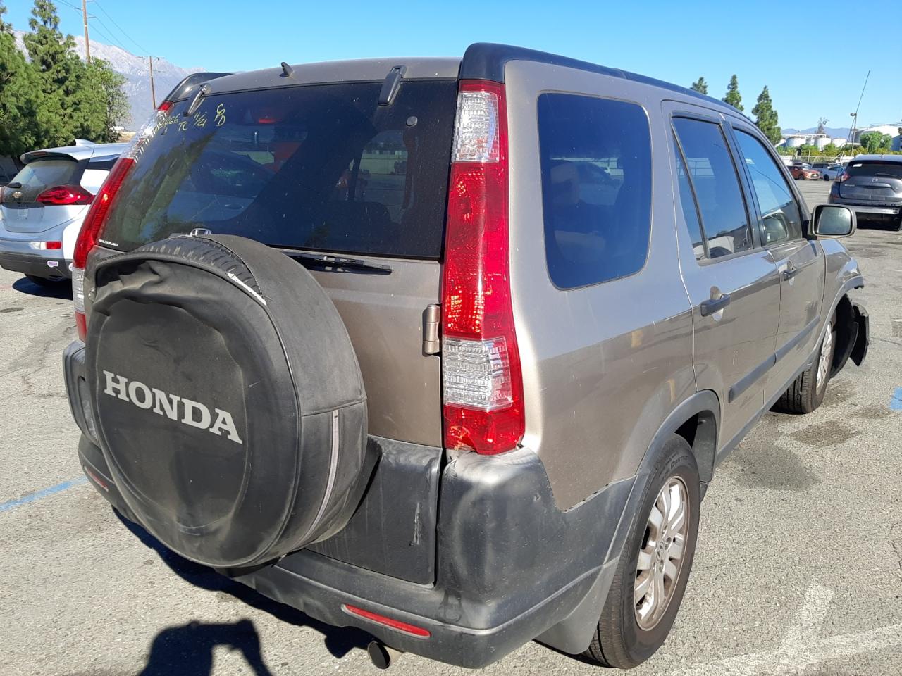 Photo 4 from auction – 2006 HONDA CR-V EX with VIN JHLRD78816C016345