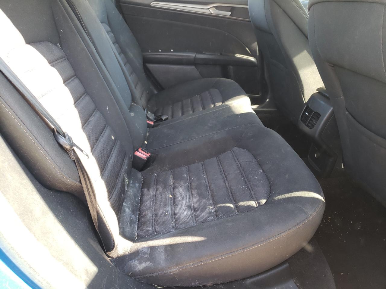 Photo 6 from auction – 2017 FORD FUSION SE with VIN 3FA6P0LU8HR315859