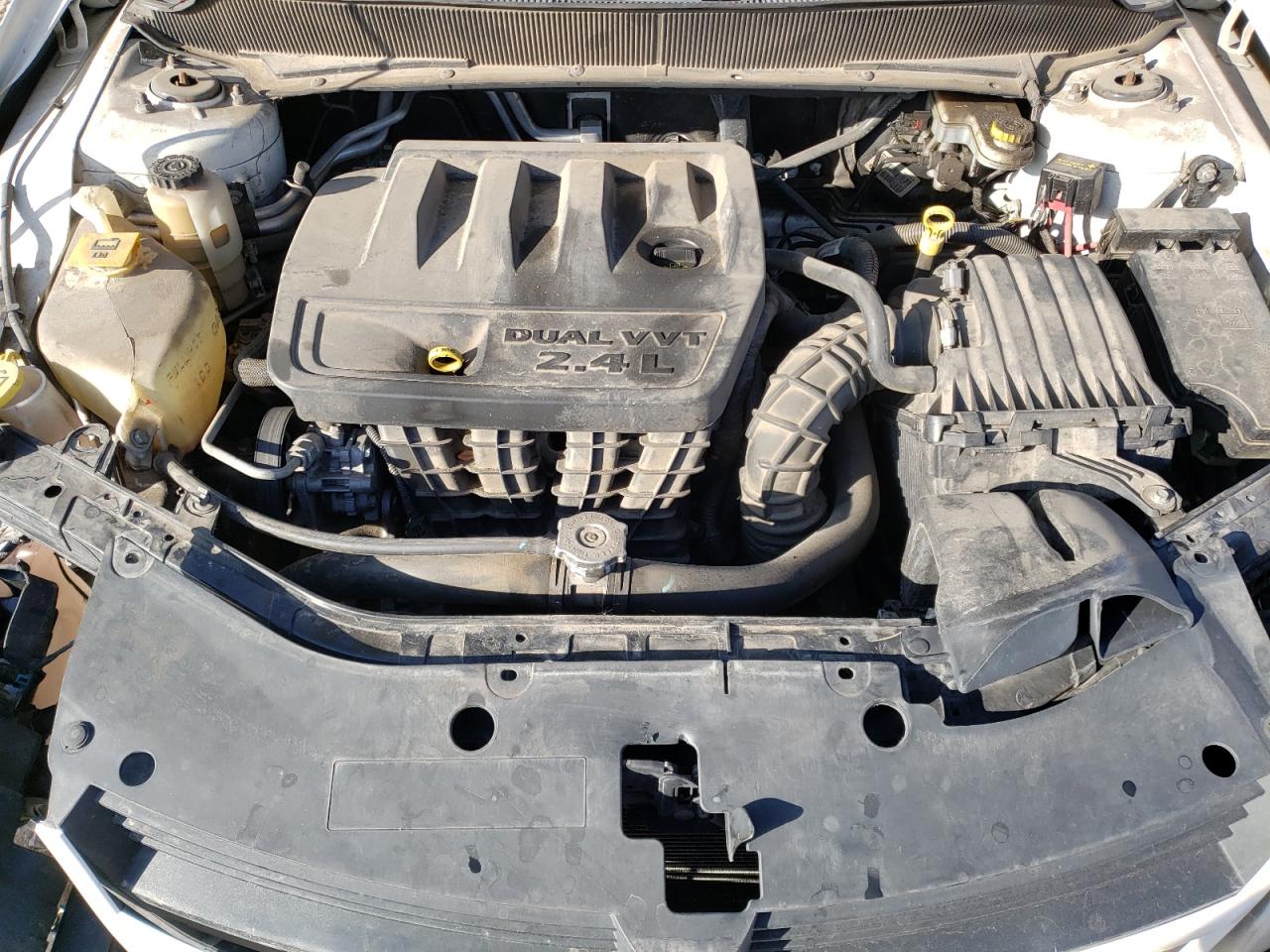 Photo 7 from auction – 2010 DODGE AVENGER R/ with VIN 1B3CC4FB2AN171407