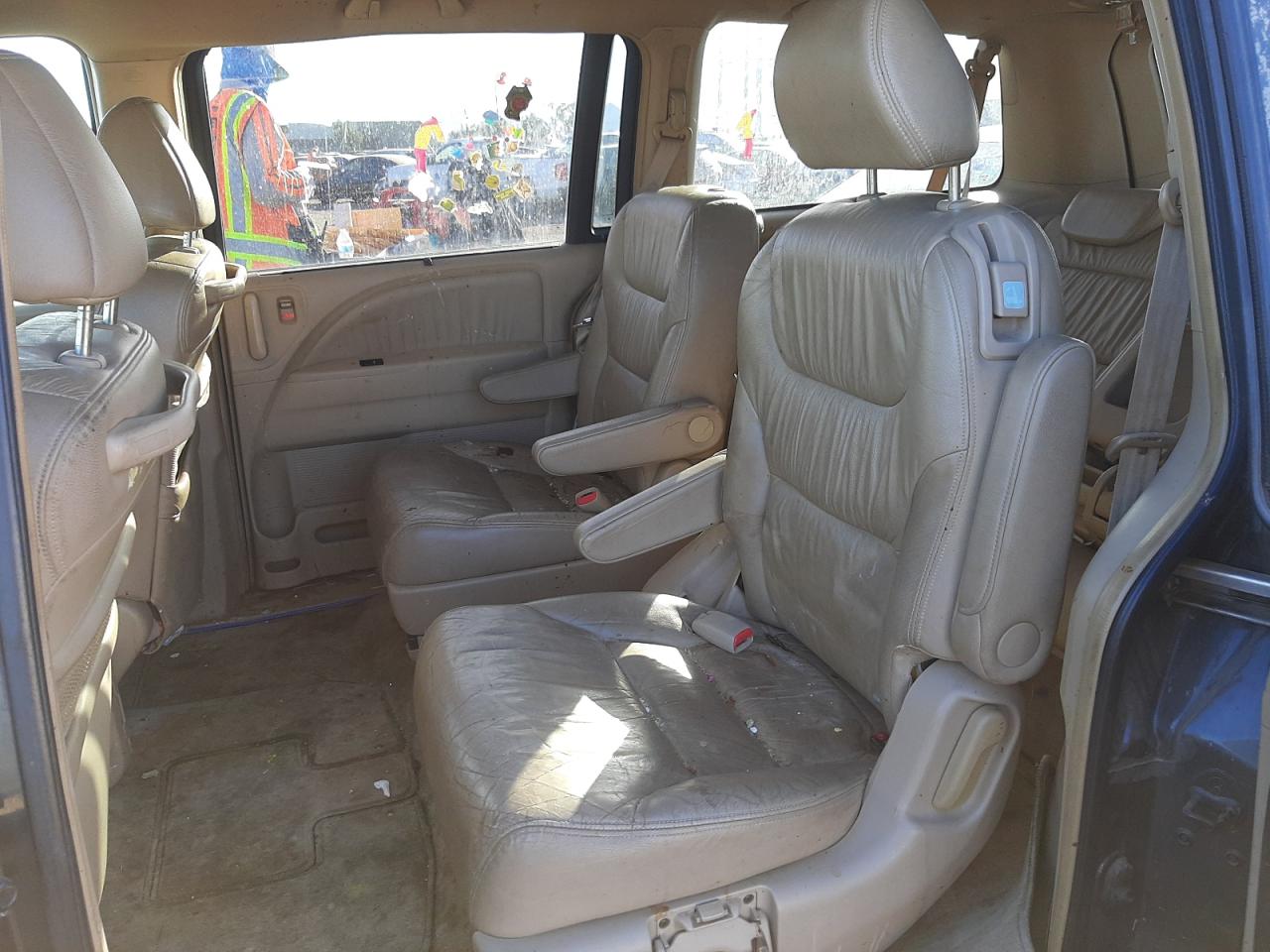 Photo 6 from auction – 2005 HONDA ODYSSEY EX with VIN 5FNRL387X5B052598